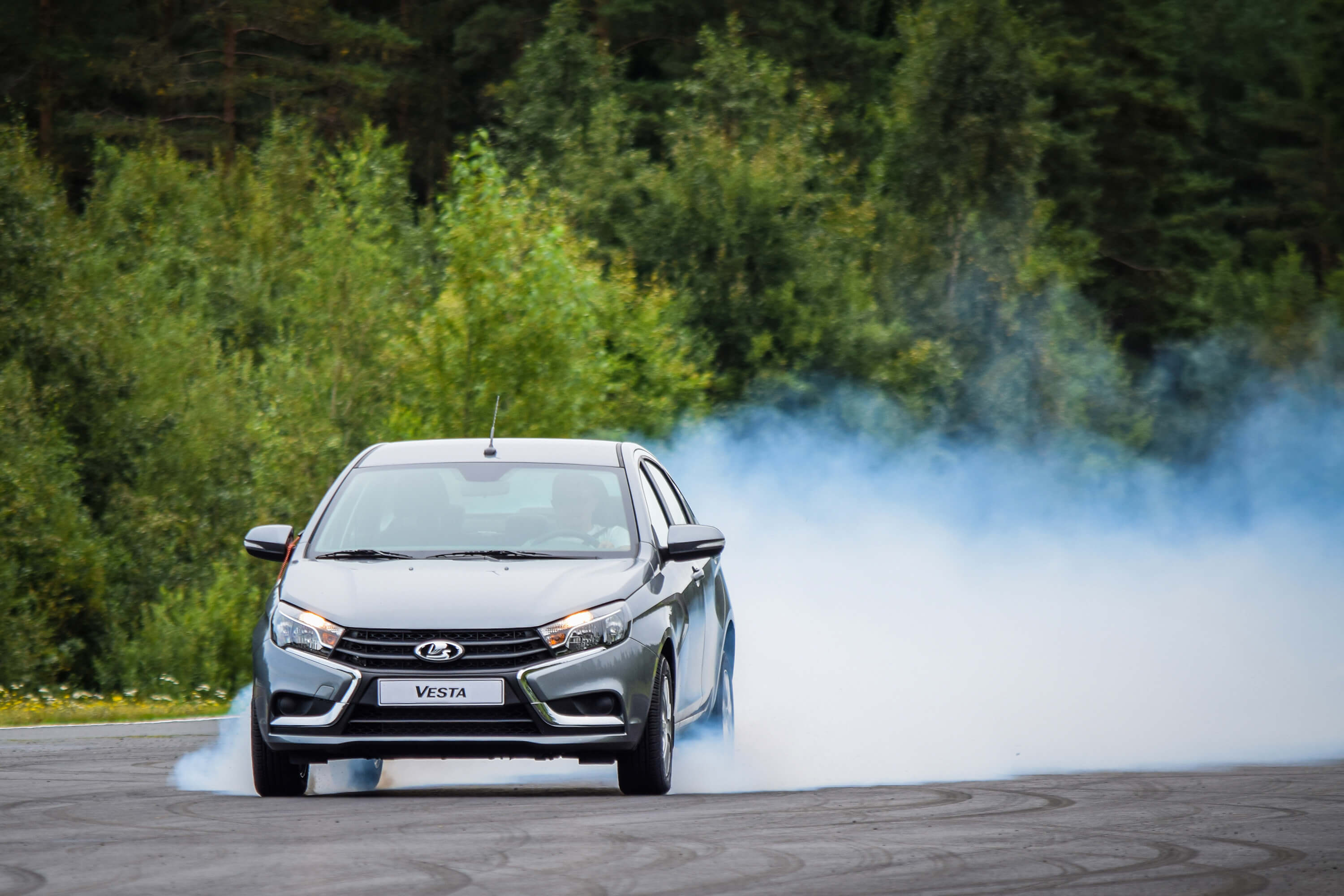 ABS, ESP e EBD: conheça o que quer dizer essas siglas do seu freio!