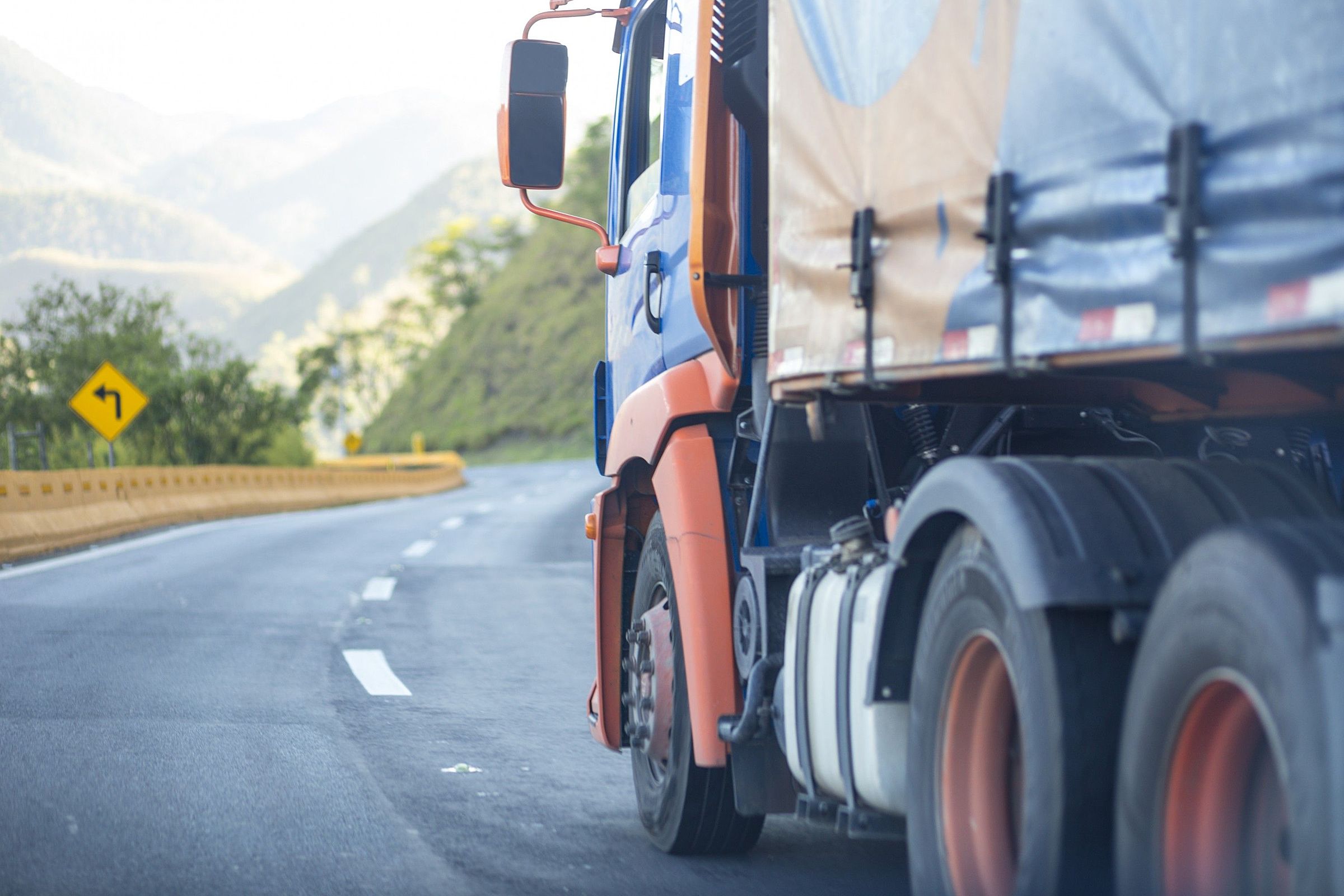 Guia completo sobre o freio de caminhão