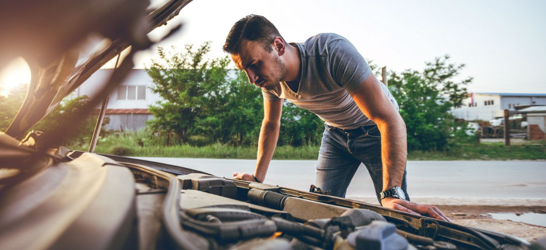 Carro com cheiro de queimado: o que fazer?