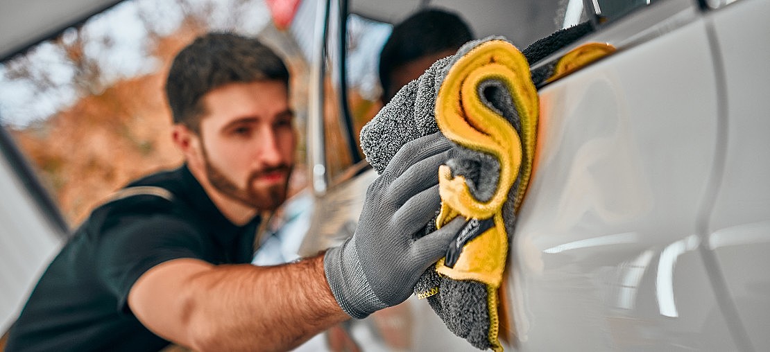 Saiba como tirar arranhões profundos do carro!