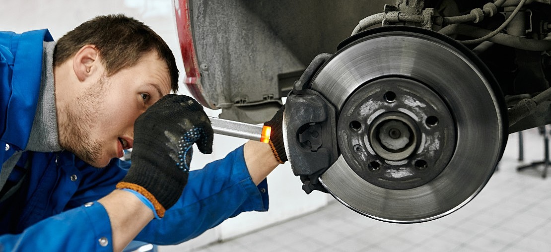 Principais cuidados para o assentamento da pastilha de freio em veículos