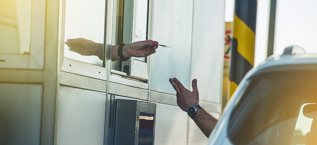 Como funciona o pedágio nas rodovias brasileiras? Veja para que servem