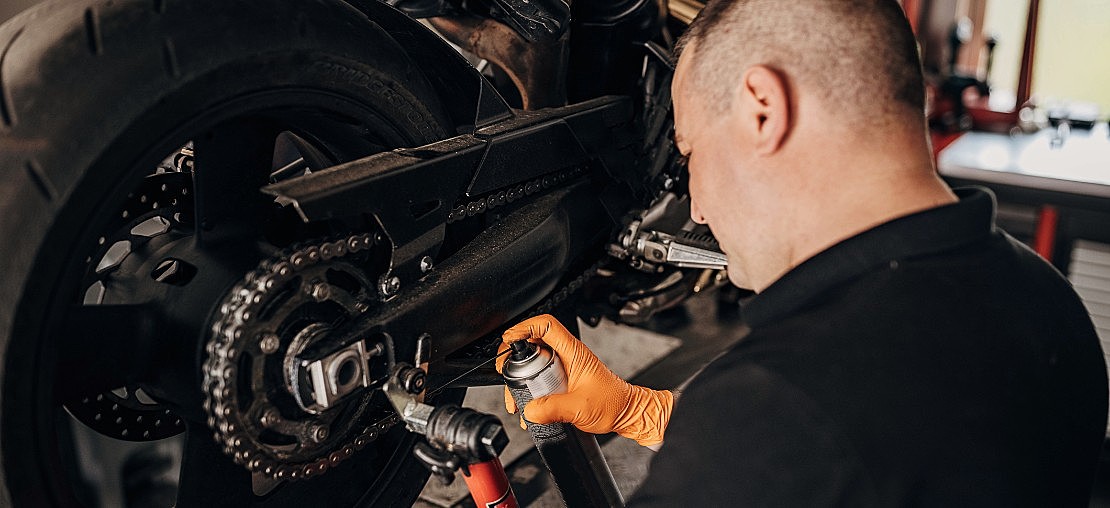 Como identificar problemas no kit de transmissão de moto? Saiba!