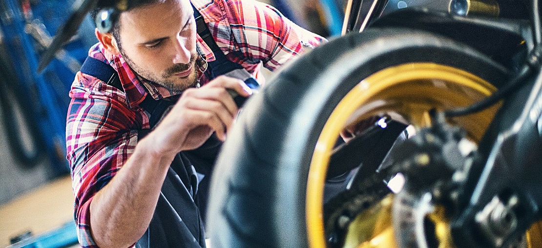 Como montar oficina de moto? Confira 5 etapas necessárias