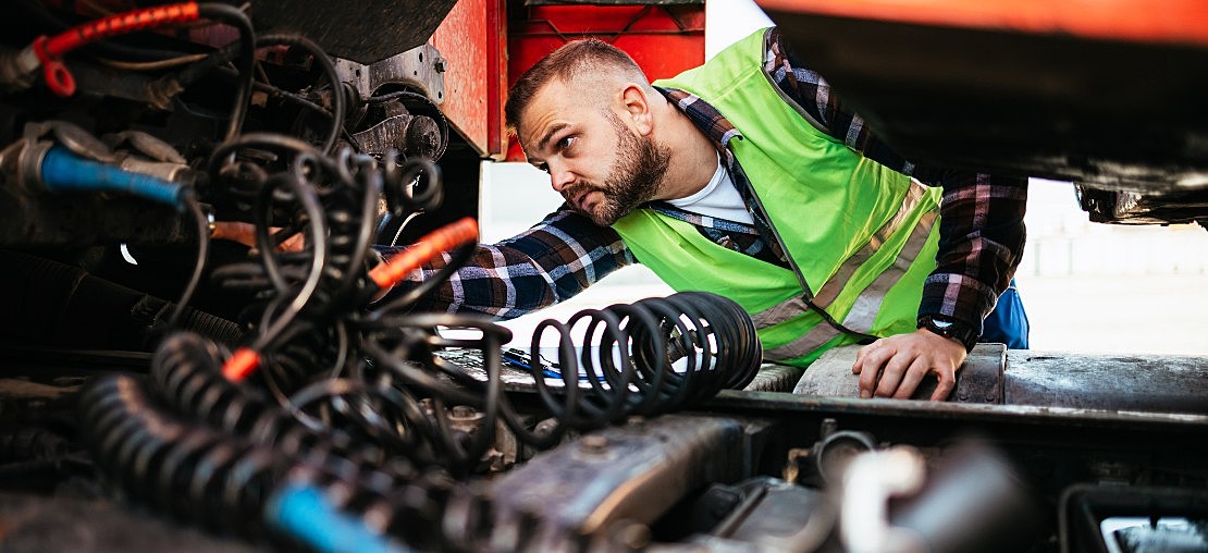 Guia completo: saiba tudo sobre manutenção de caminhão