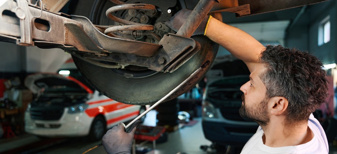 O que faz parte da revisão de suspensão do veículo?