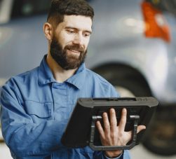 Manutenção de carros elétricos como preparar sua oficina para veículos elétricos e híbridos